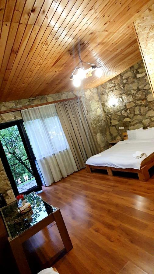 Guest House Ijevan'S Garden Bagian luar foto