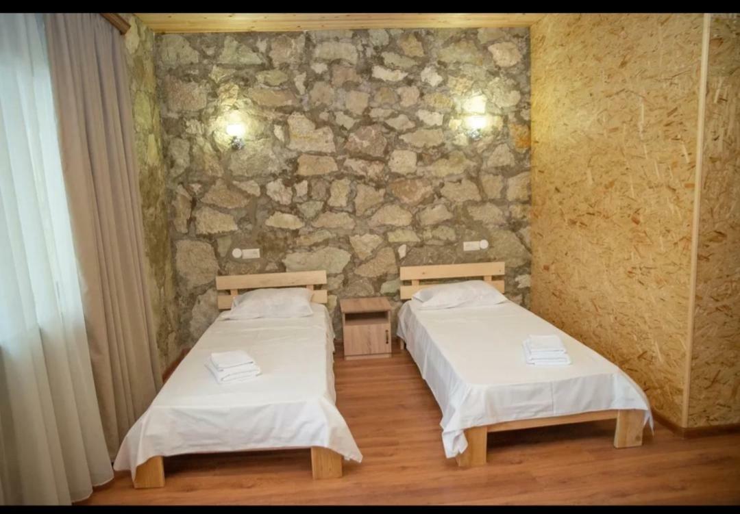 Guest House Ijevan'S Garden Bagian luar foto
